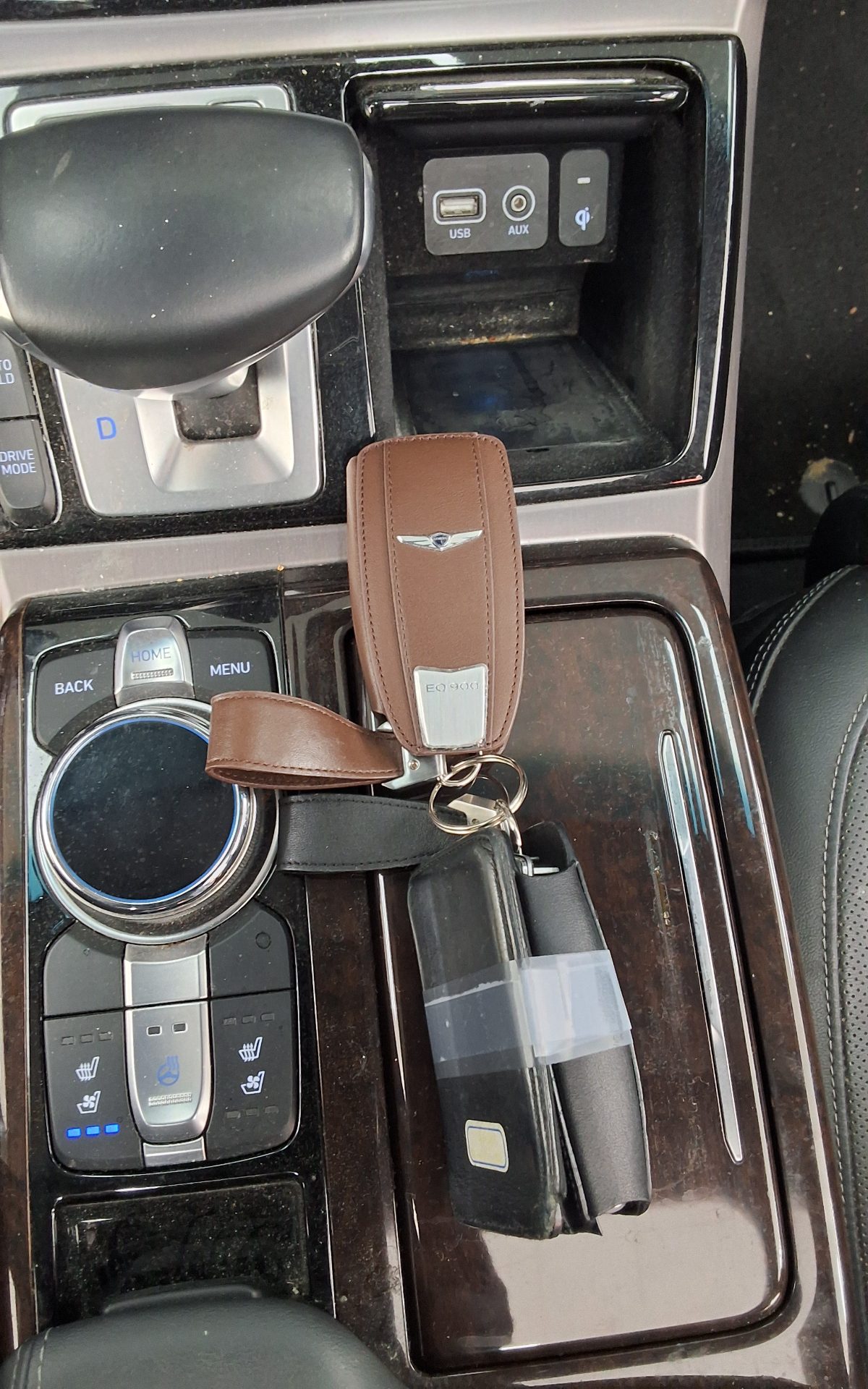 2016 - genesis eq900