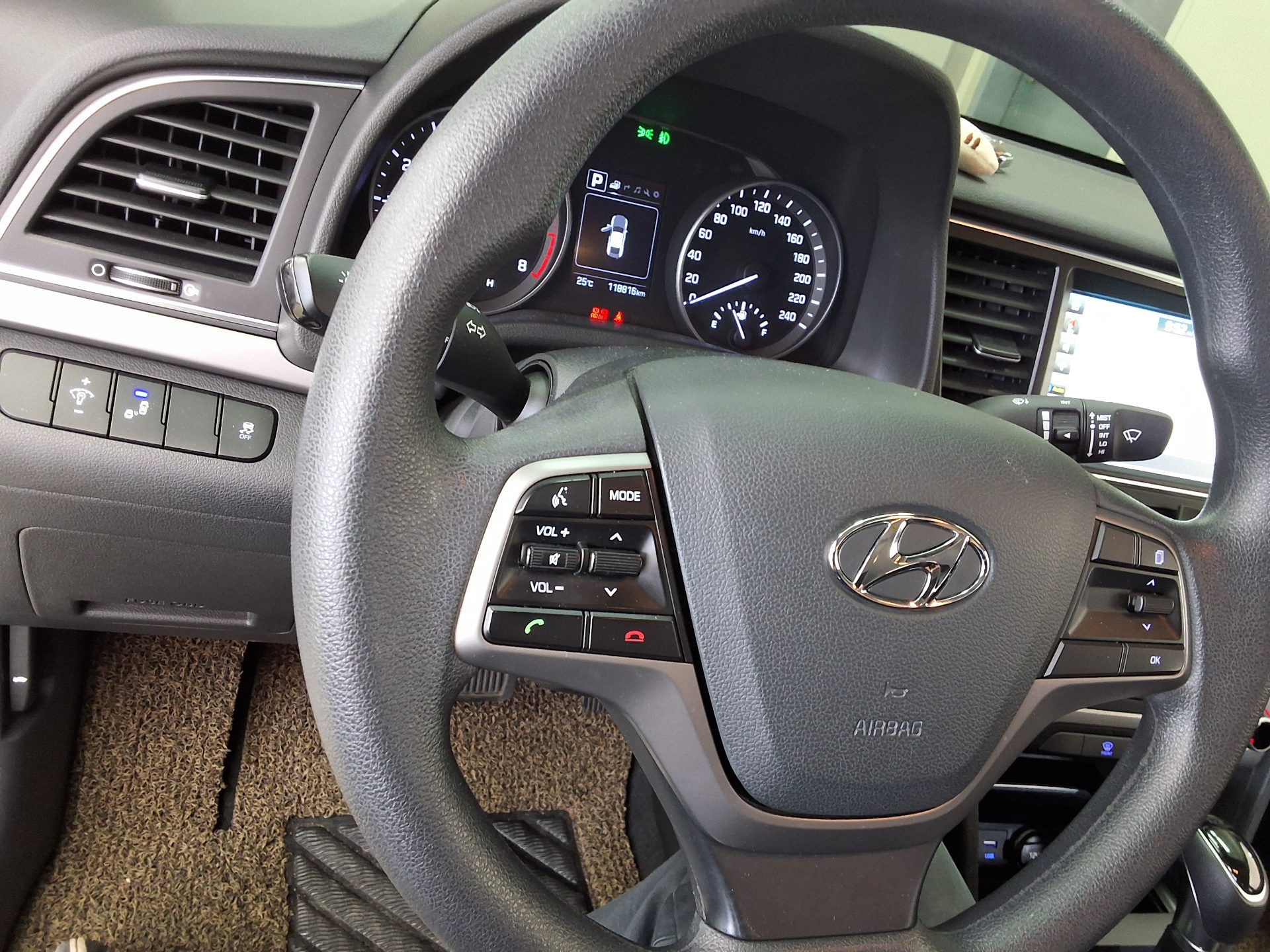 2018 - hyundai avante