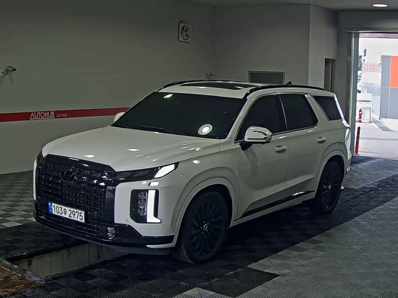 HYUNDAI PALISADE CALLIGRAPHY BLACK EDITION