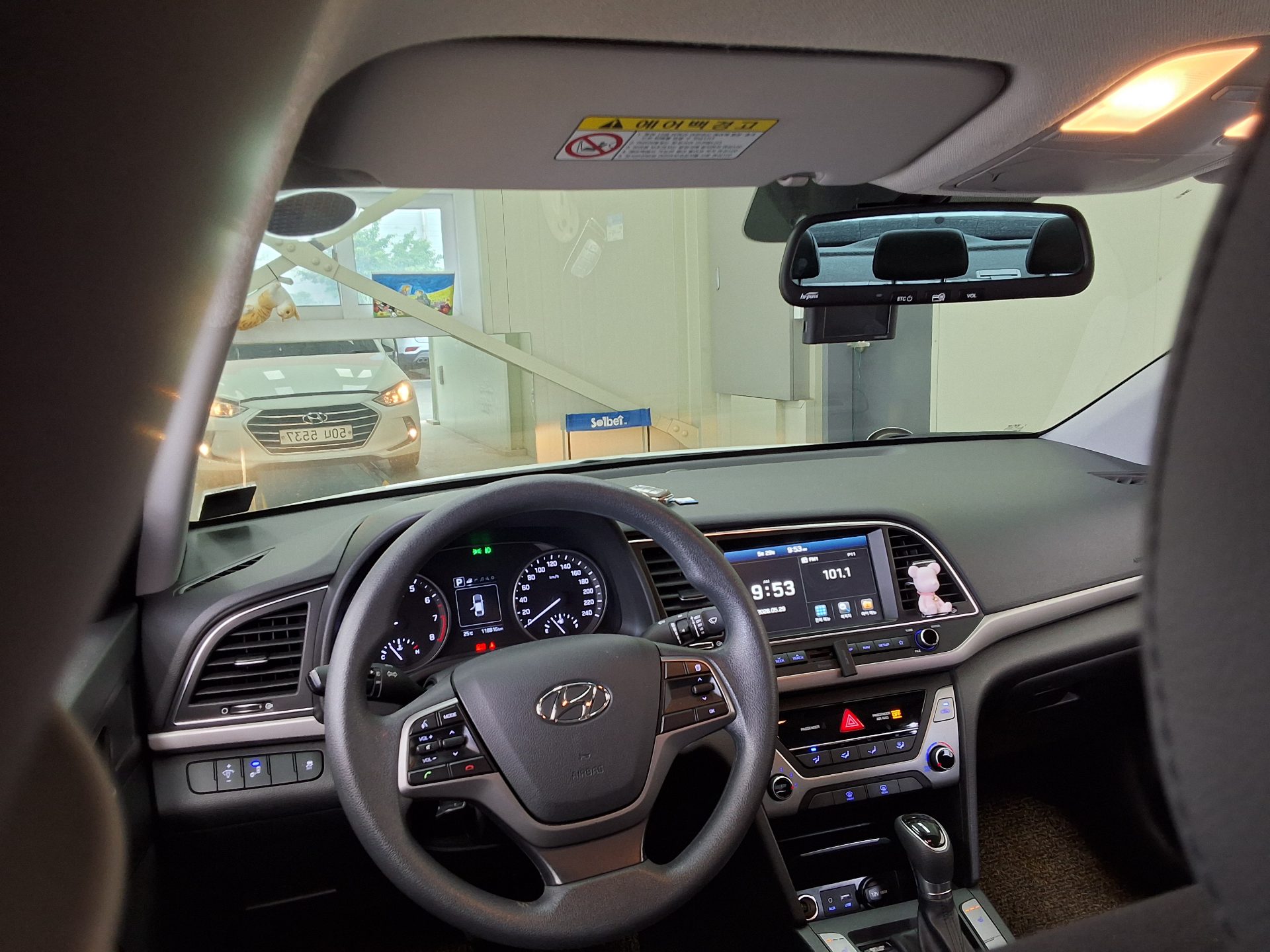 2018 - hyundai avante