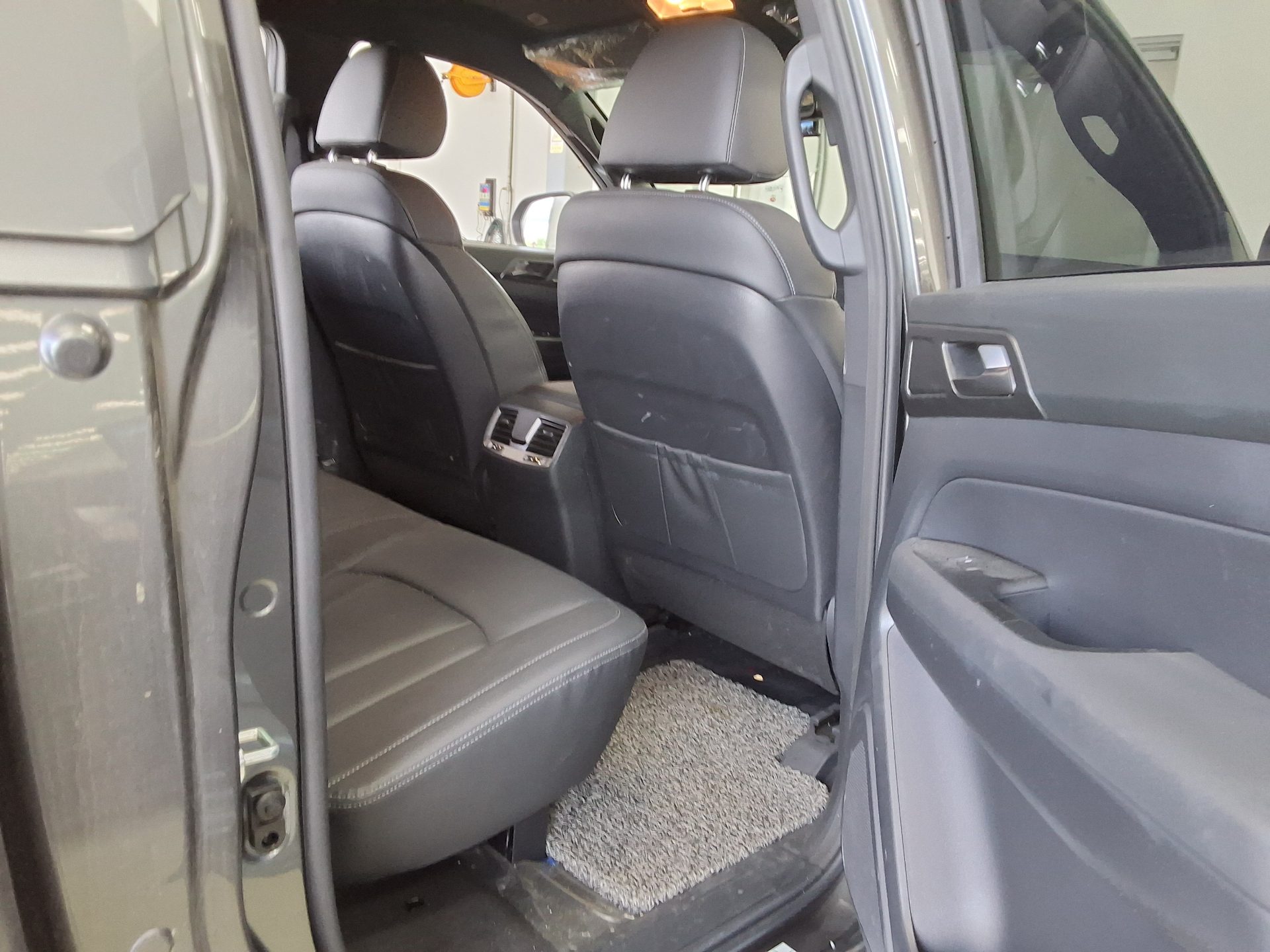2021 - ssangyong rexton