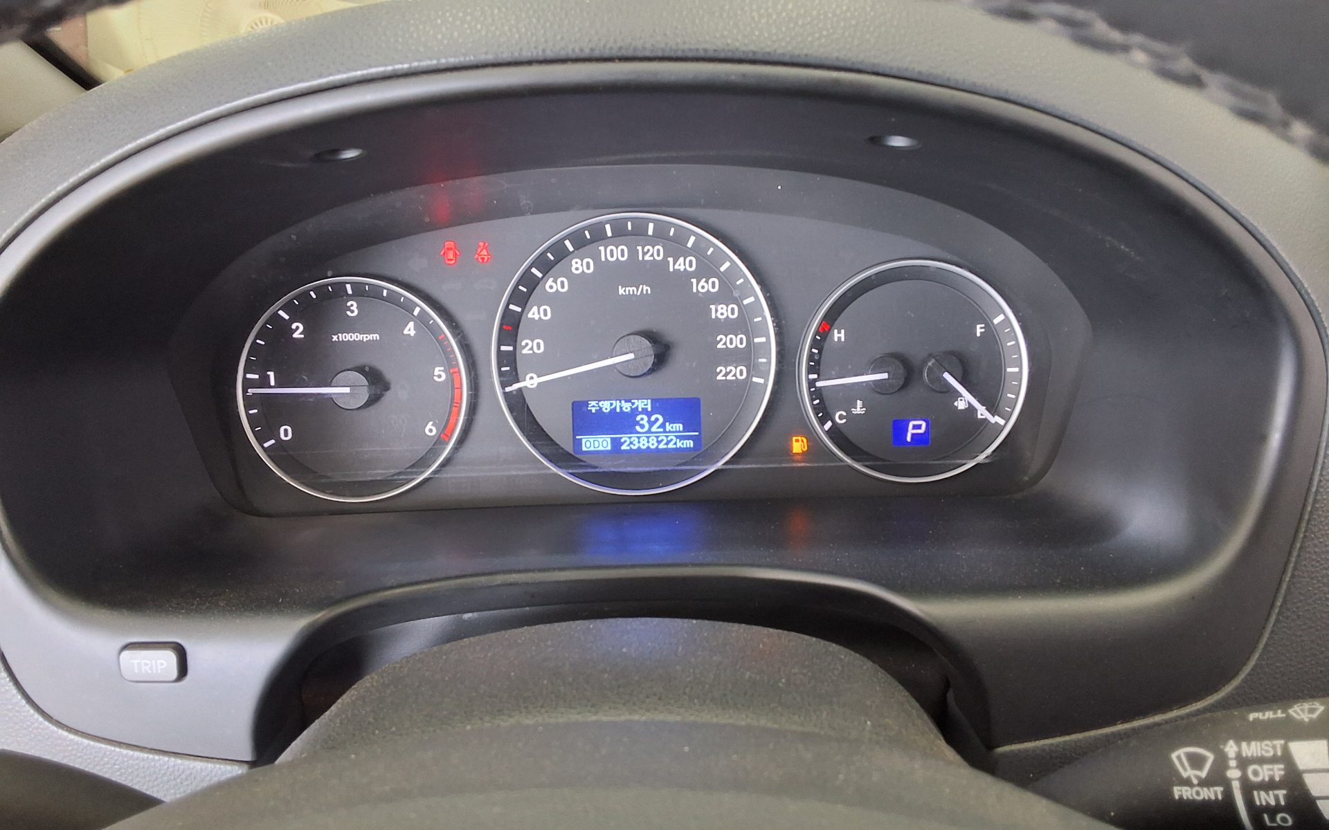2021 - hyundai grand starex