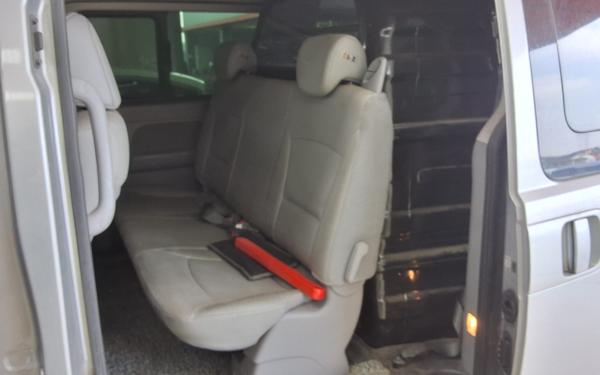 2021 - hyundai grand starex