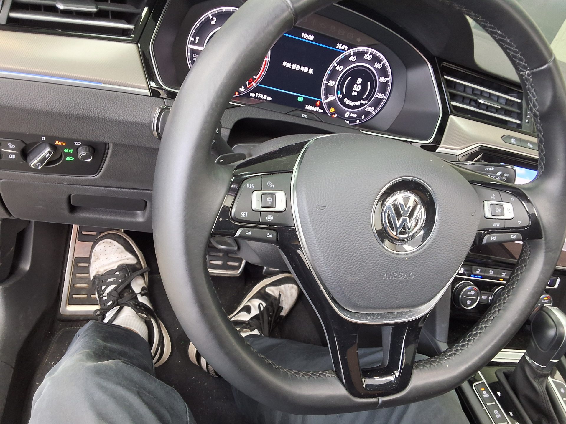 2019 - volkswagen arteon