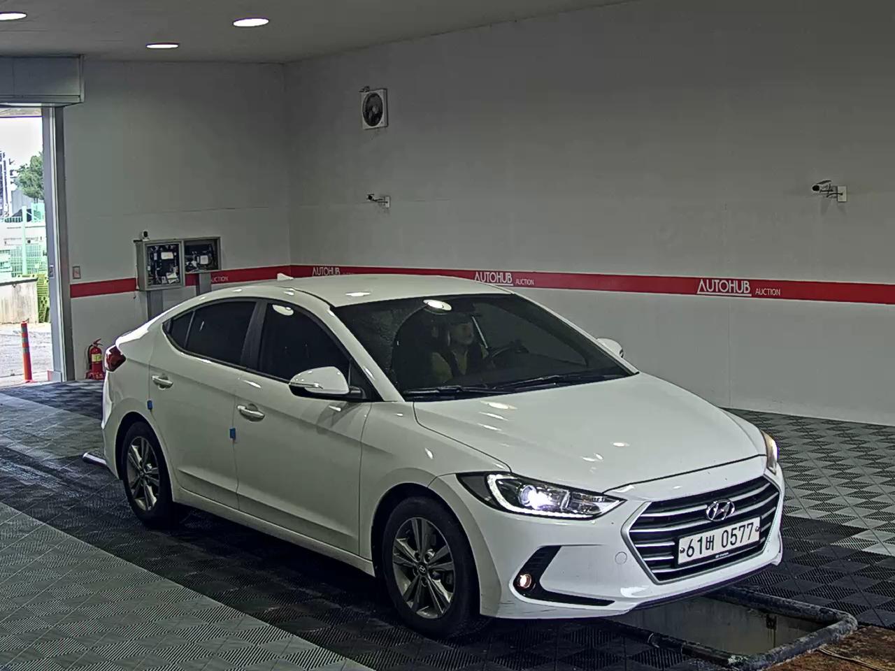 2017 - hyundai avante
