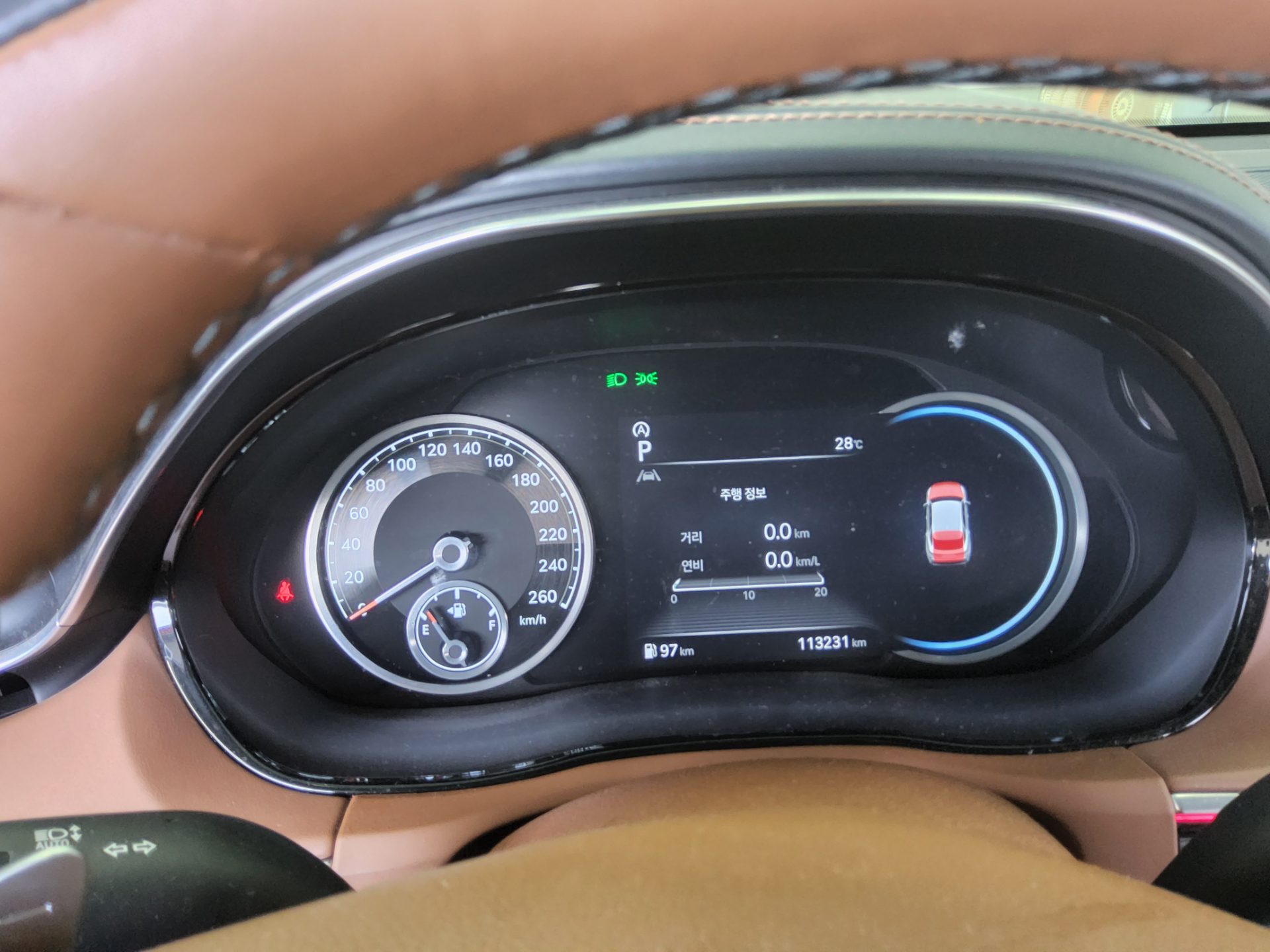 2022 - genesis gv70