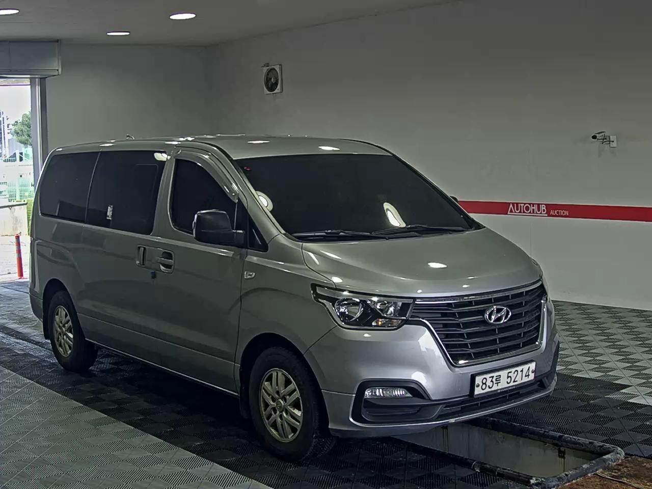 2021 - hyundai grand starex