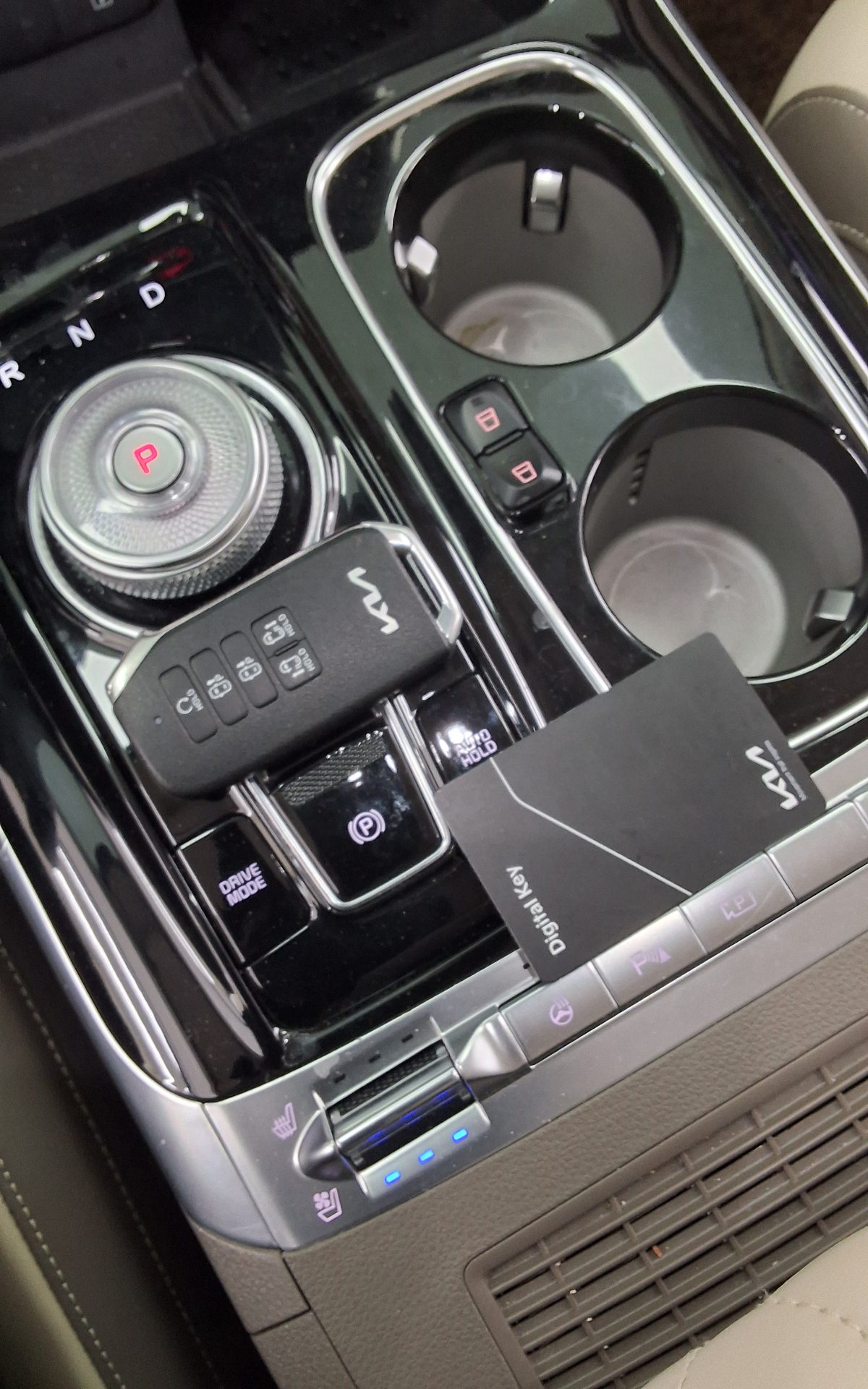 2022 - kia carnival