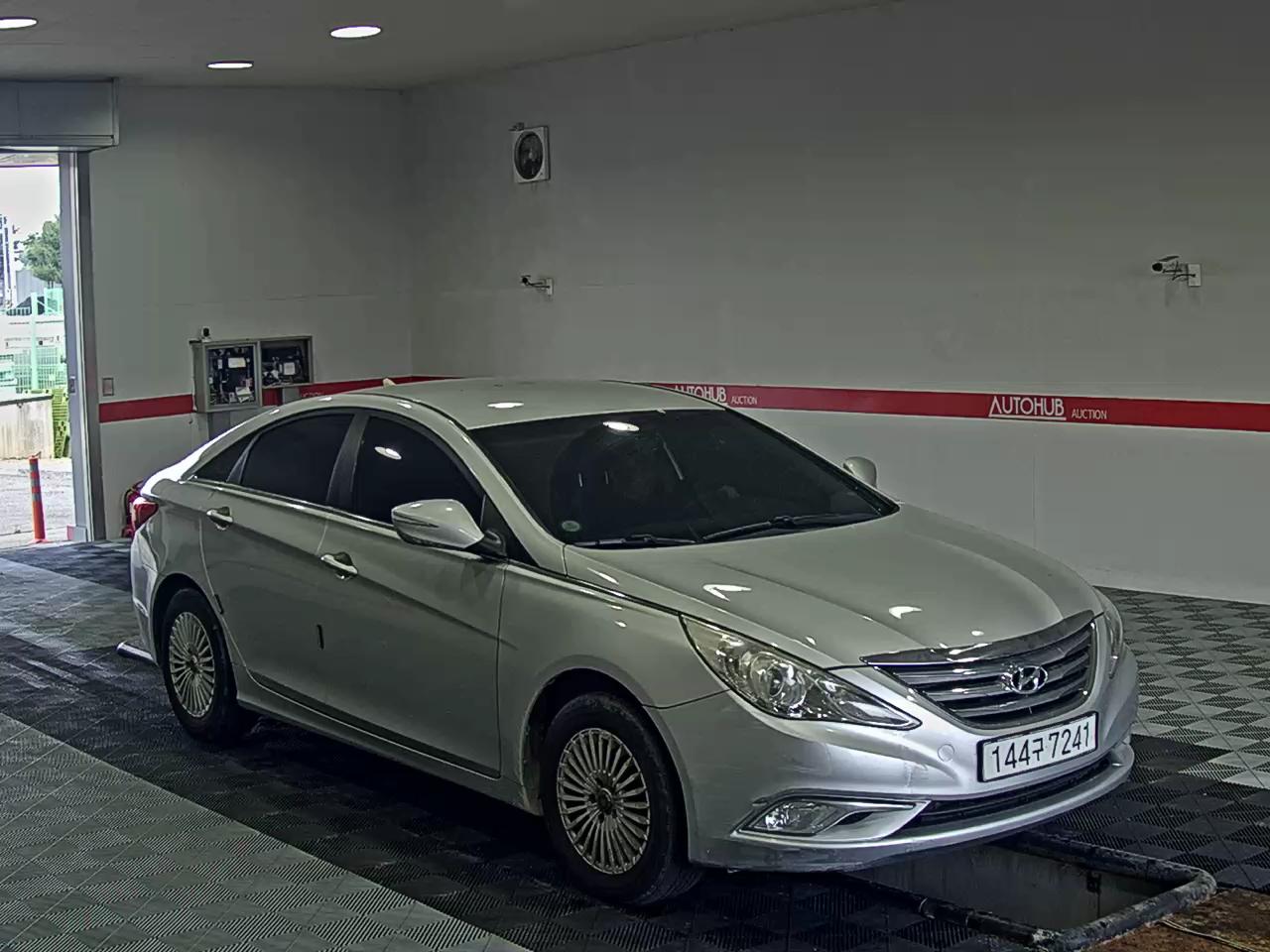 2013 - hyundai sonata