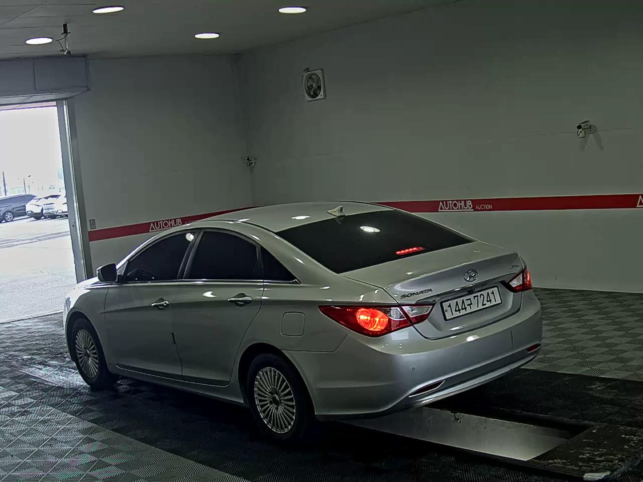 2013 - hyundai sonata
