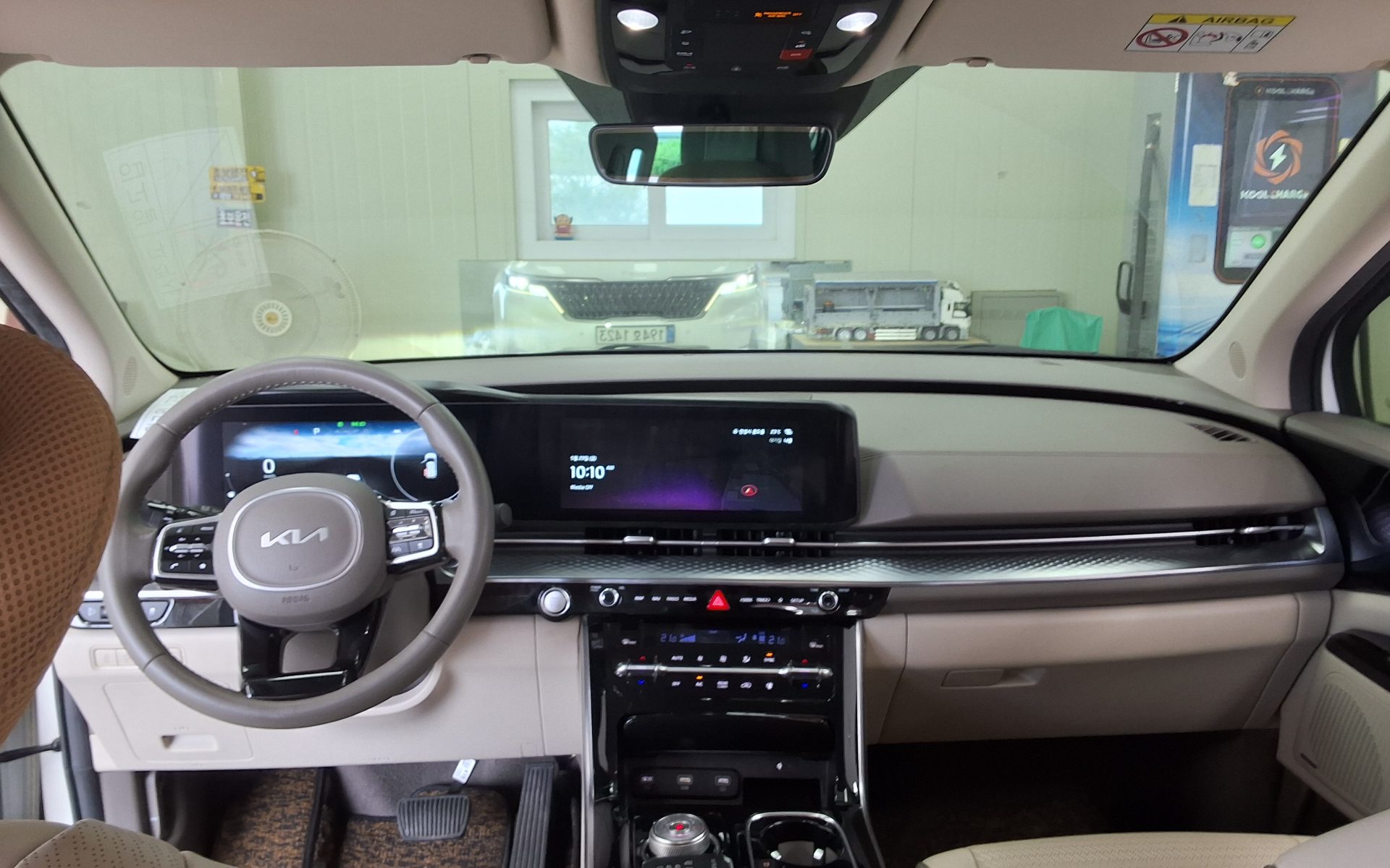 2022 - kia carnival