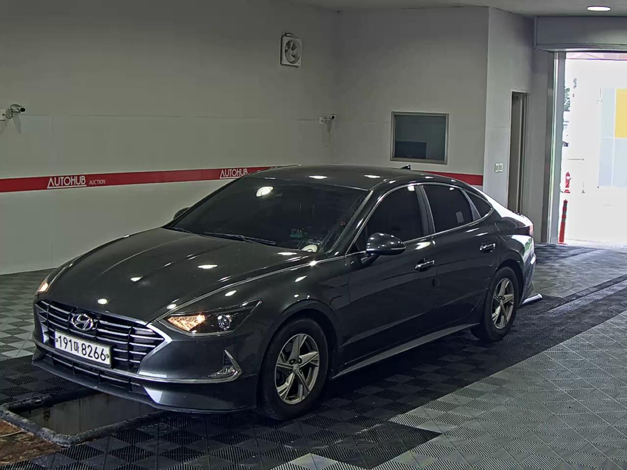 HYUNDAI SONATA (DN8)