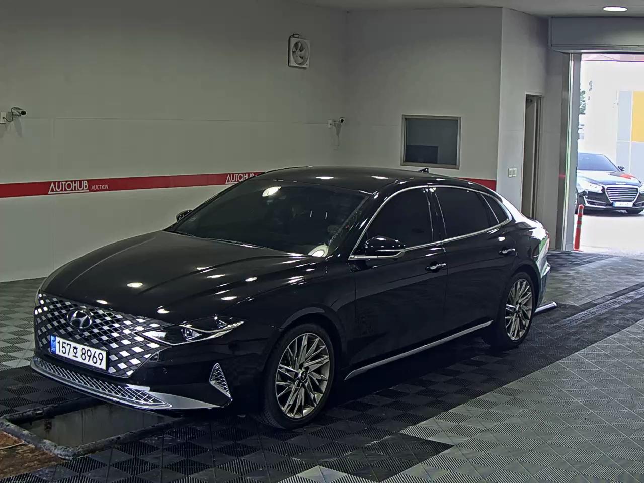 HYUNDAI GRANDEUR CALLRAPHY