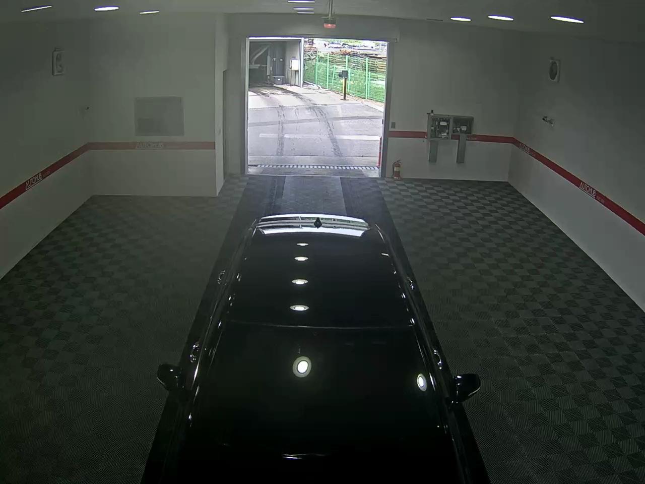 2016 - genesis eq900