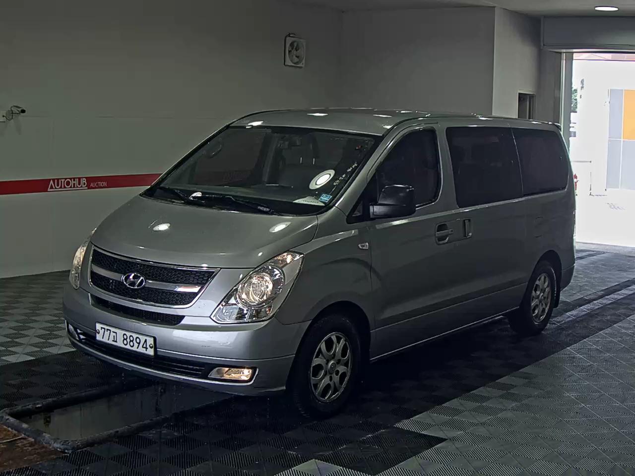 HYUNDAI GRAND STAREX CVX