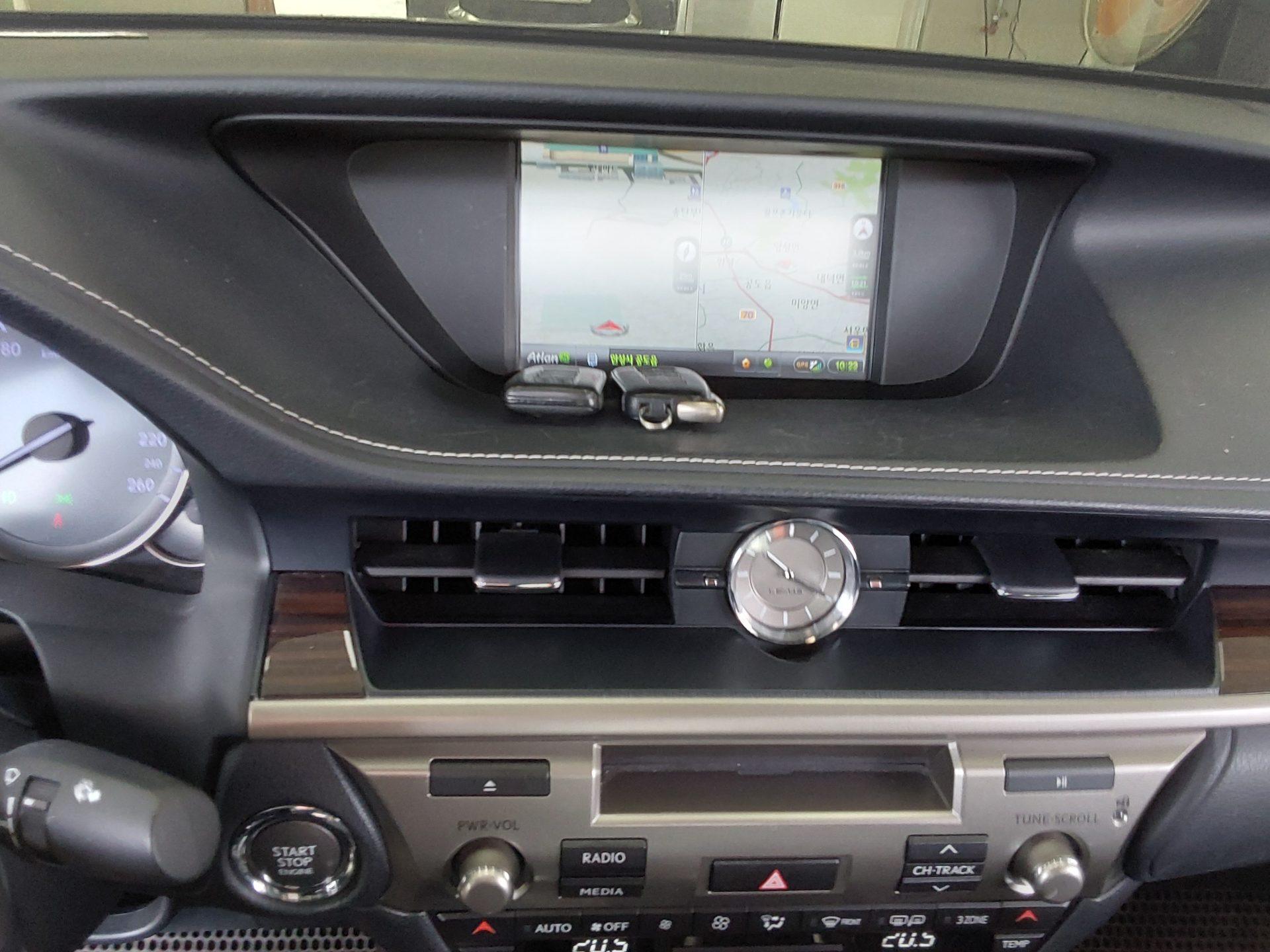 2017 - lexus es
