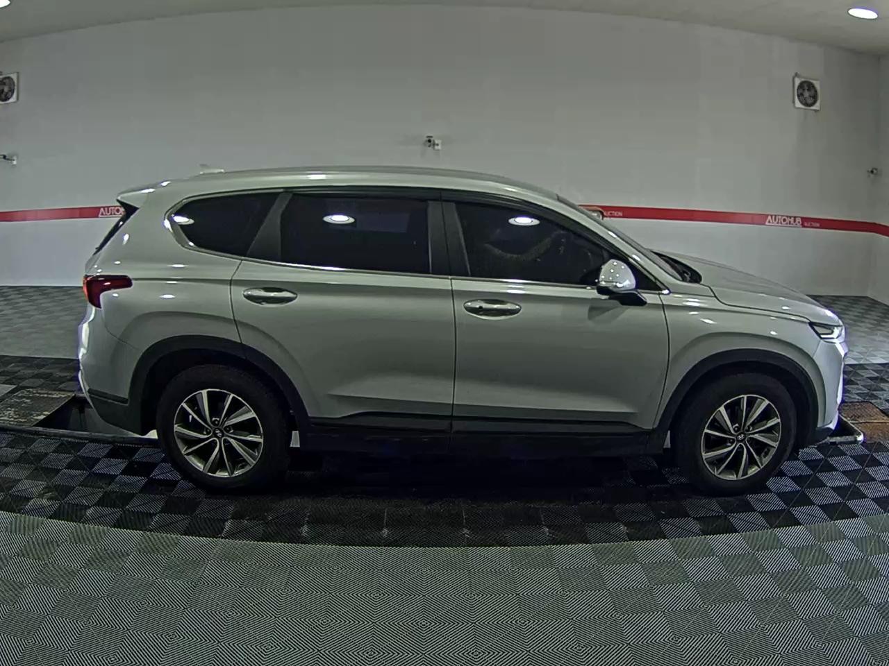 2019 - hyundai santa fe