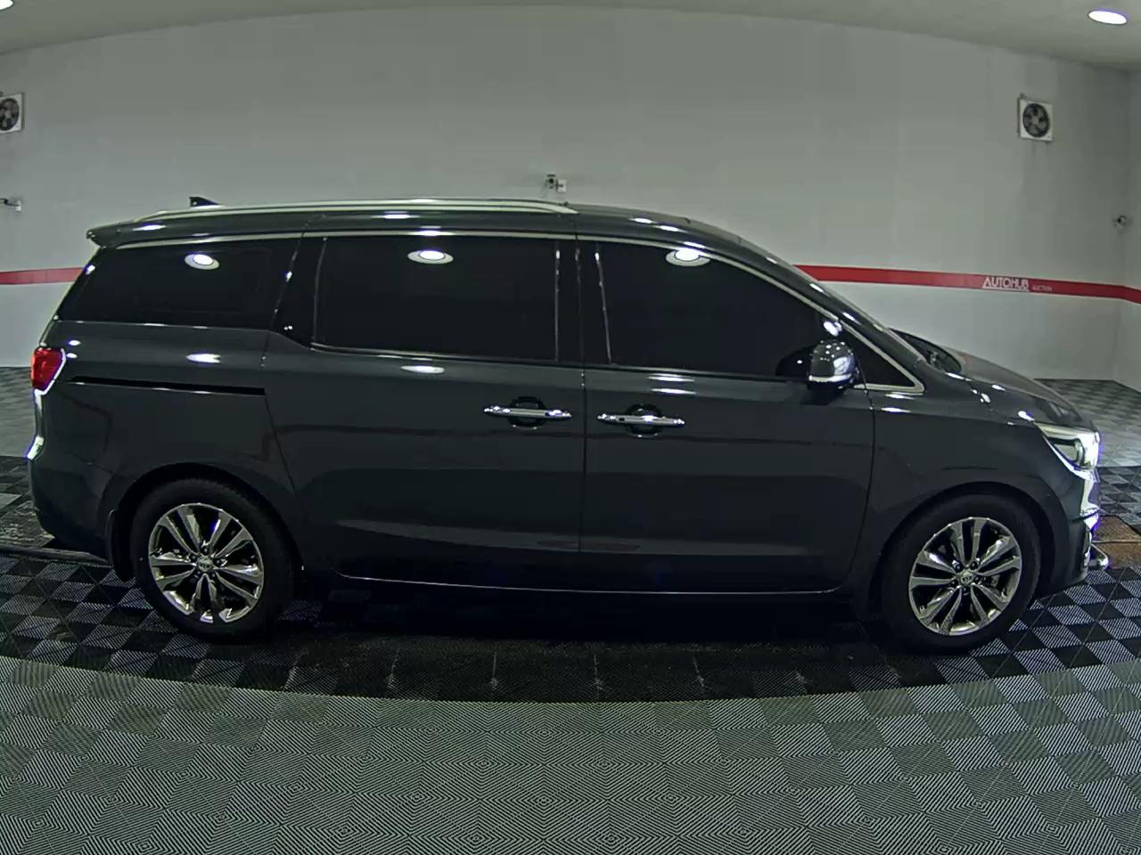 2016 - kia carnival