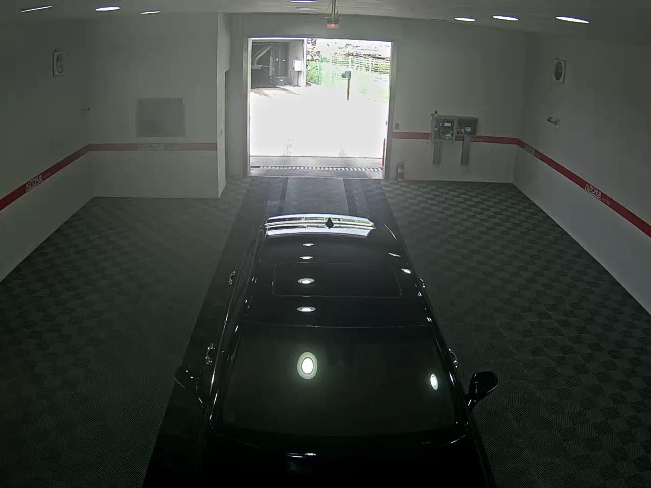2016 - genesis eq900