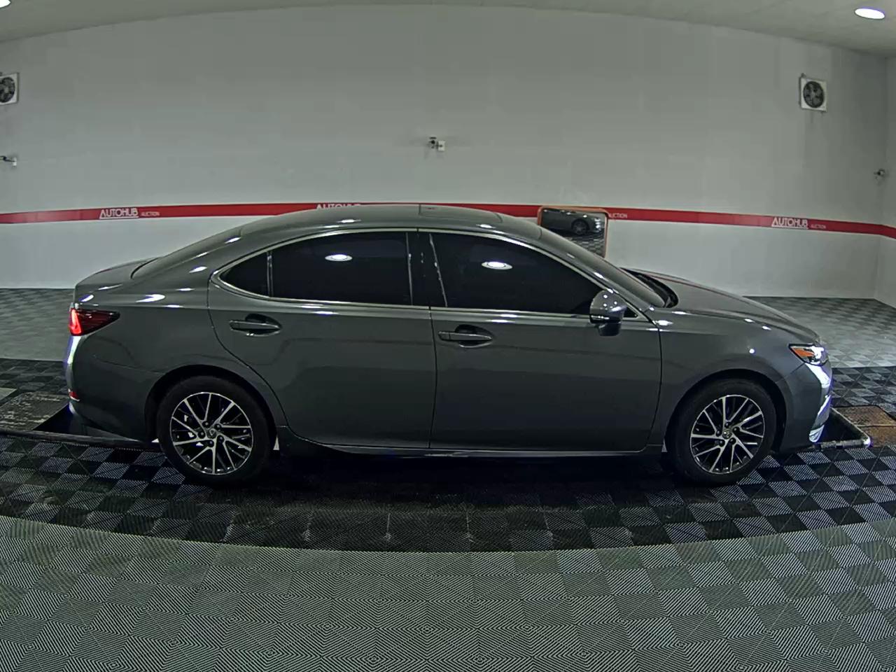 2017 - lexus es