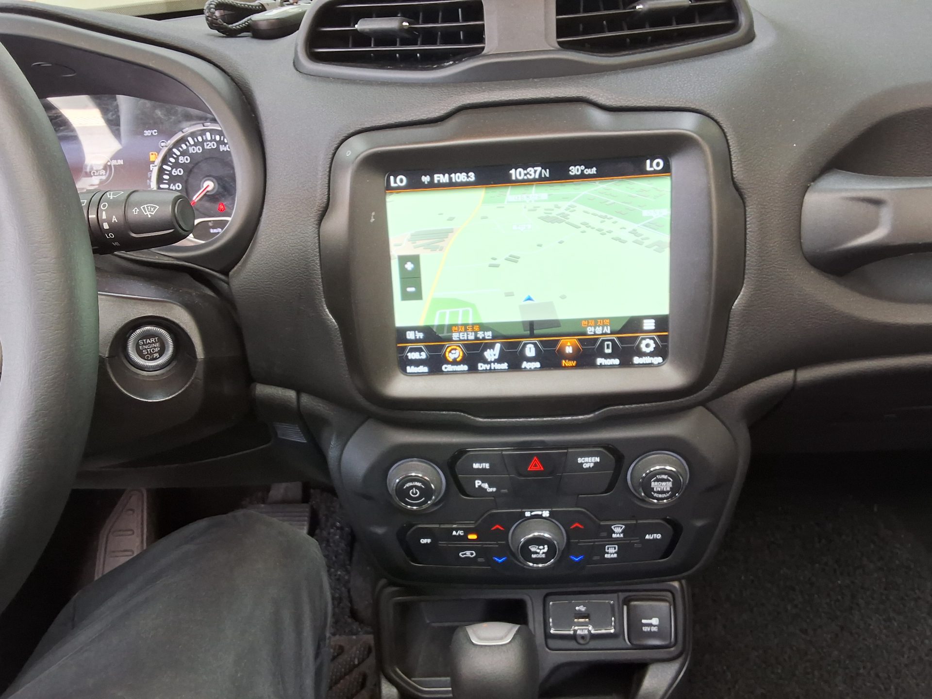 2022 - jeep renegade