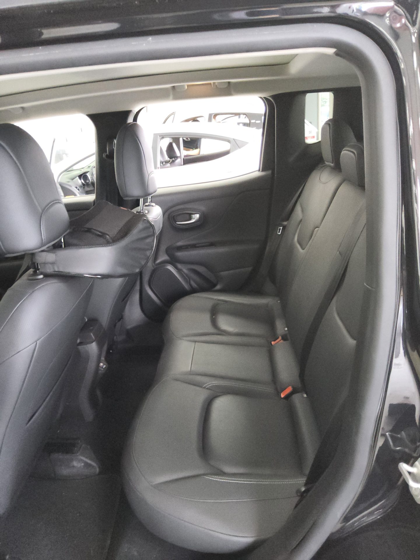 2021 - jeep renegade