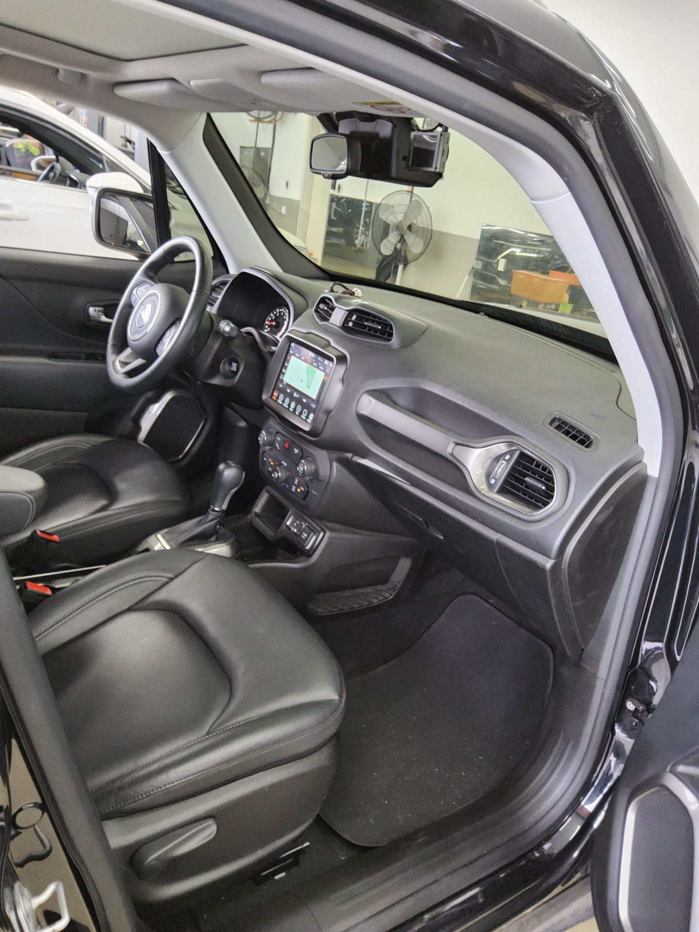 2021 - jeep renegade