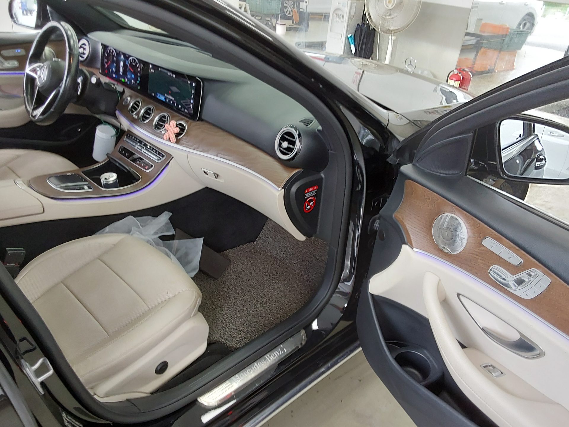 2021 - mercedes-benz e300e