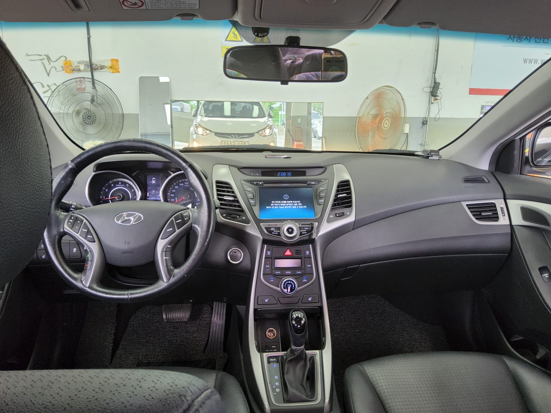 2014 - hyundai avante