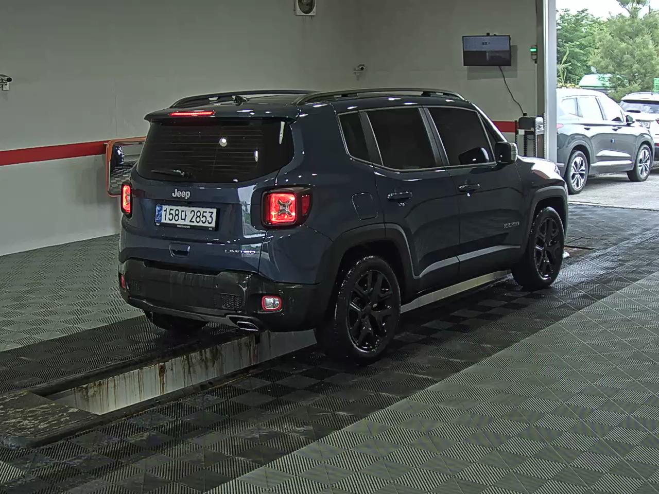 2022 - jeep renegade