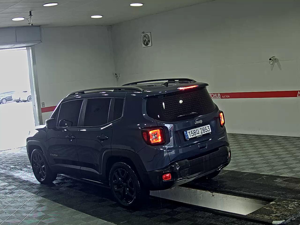 2022 - jeep renegade