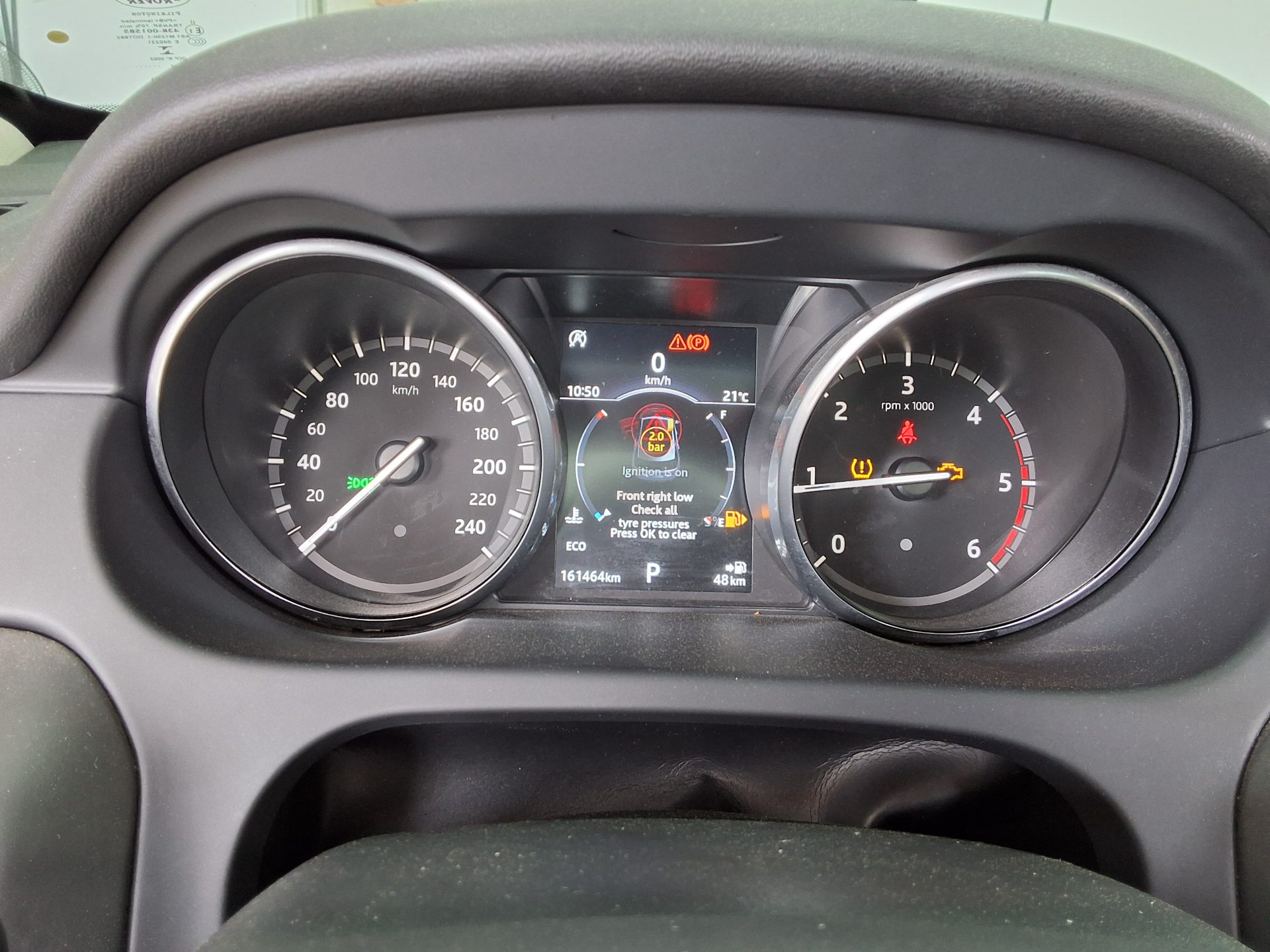 2018 - land rover discovery
