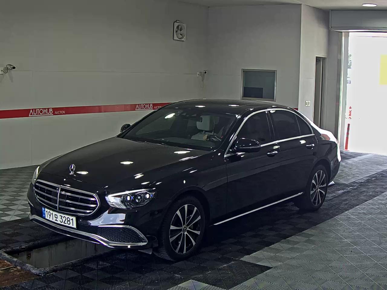 MERCEDES-BENZ CLASS (5TH GEN) E300e