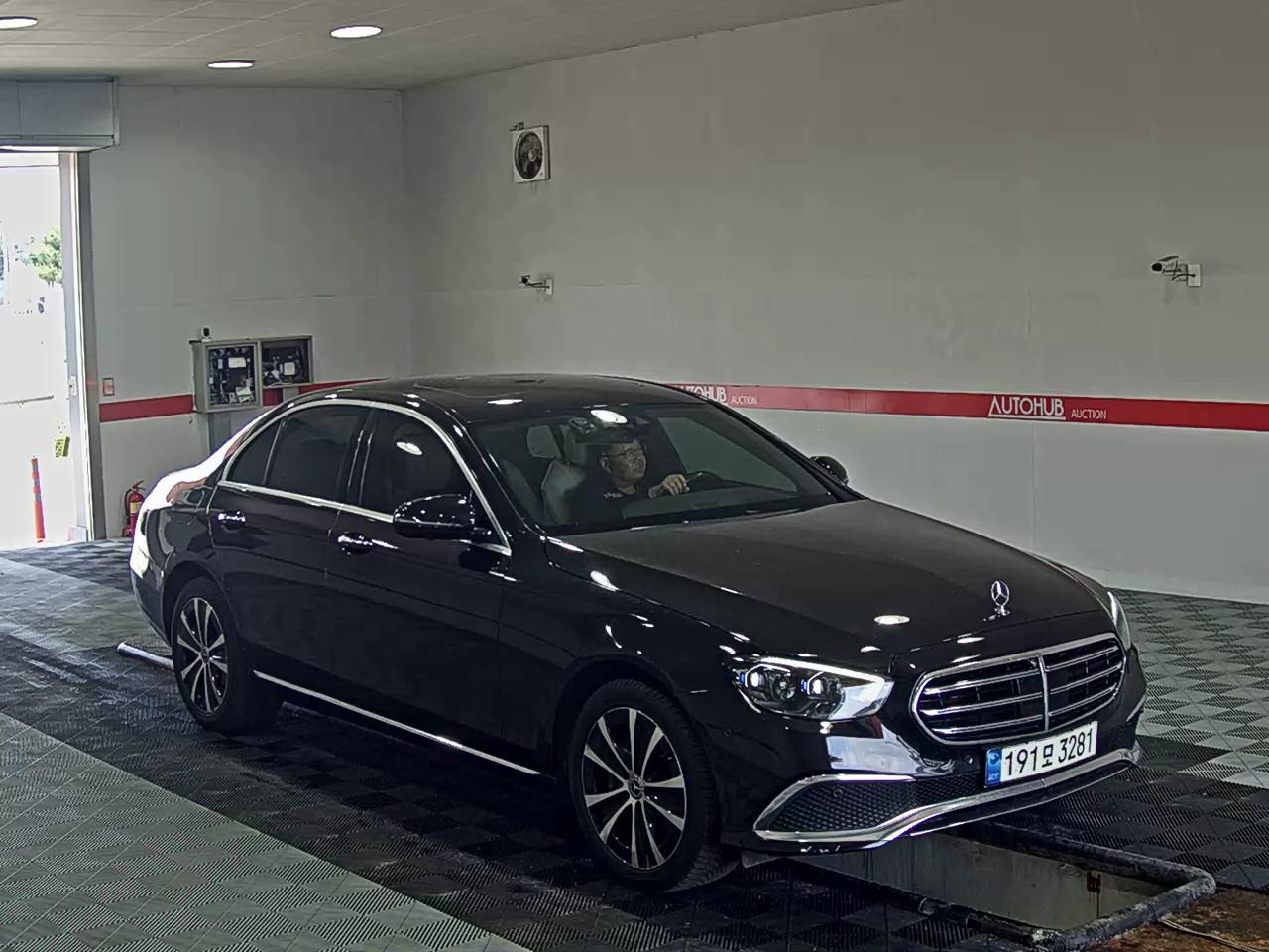 2021 - mercedes-benz e300e