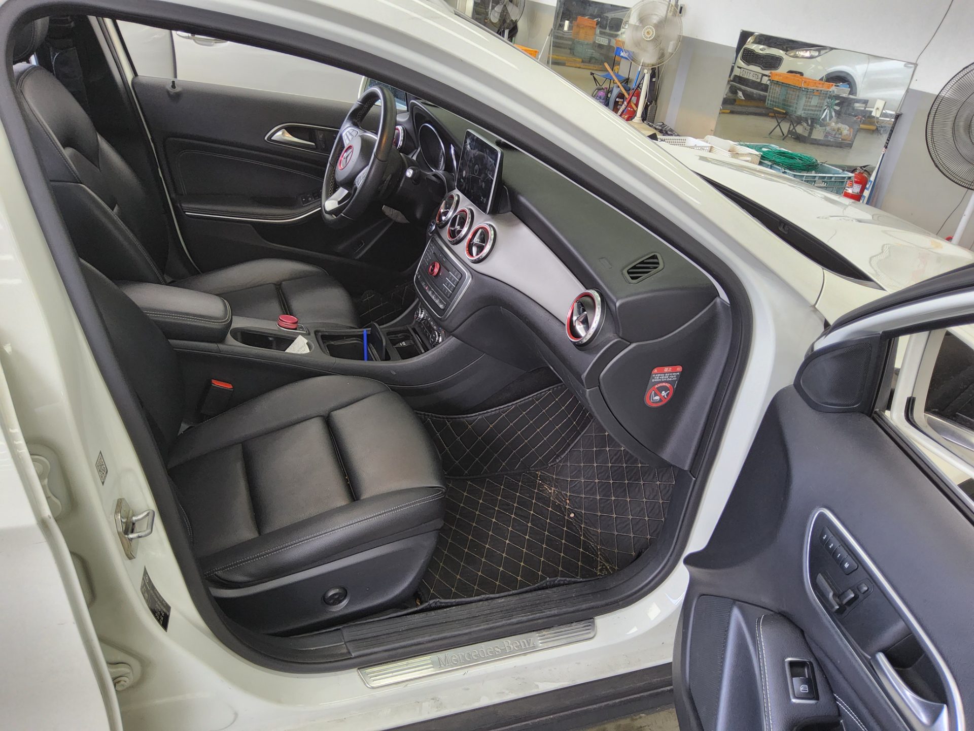 2016 - mercedes-benz 200