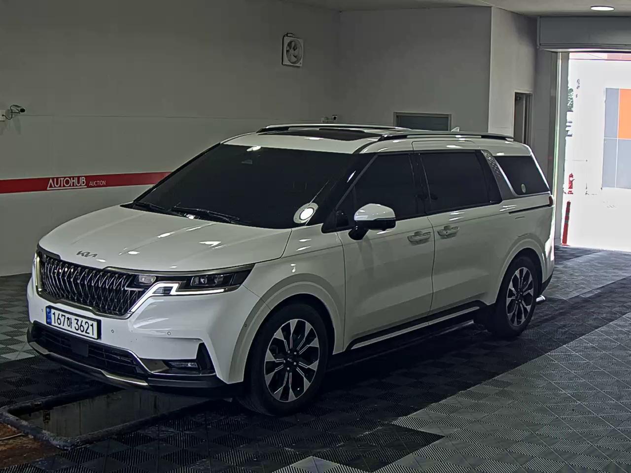 KIA CARNIVAL (KA4)