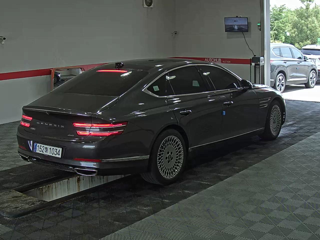2022 - genesis g80