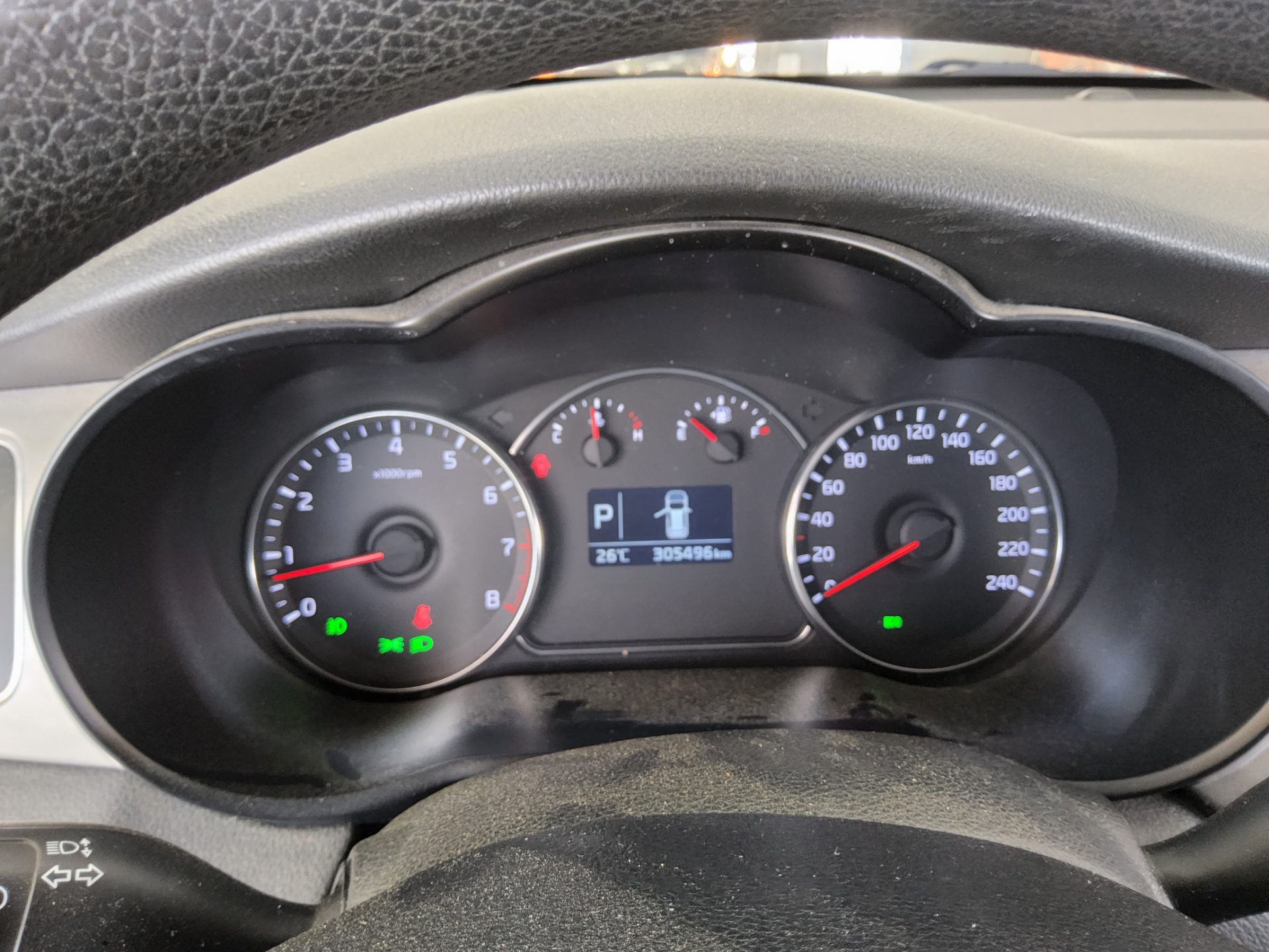2014 - kia carens
