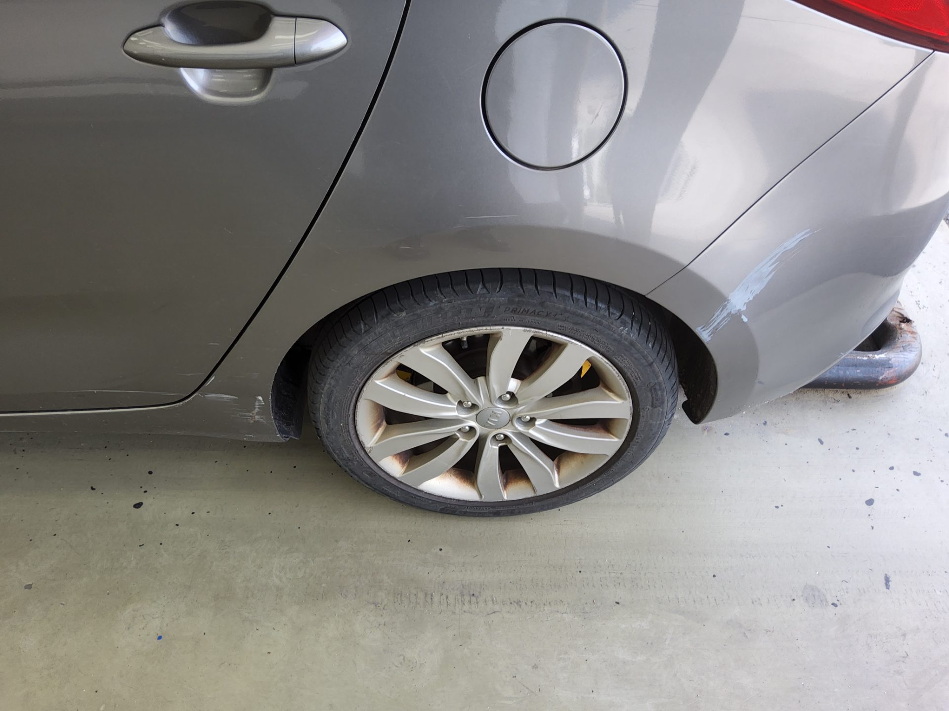 2014 - kia carens