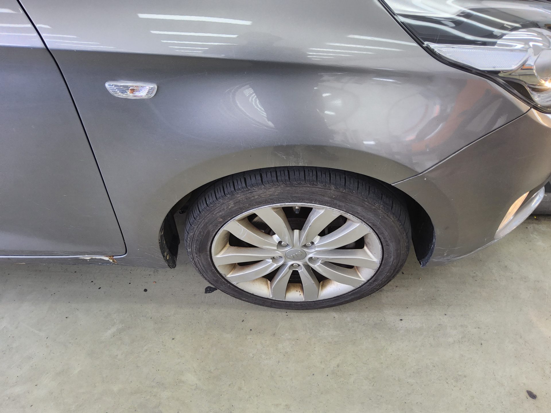 2014 - kia carens