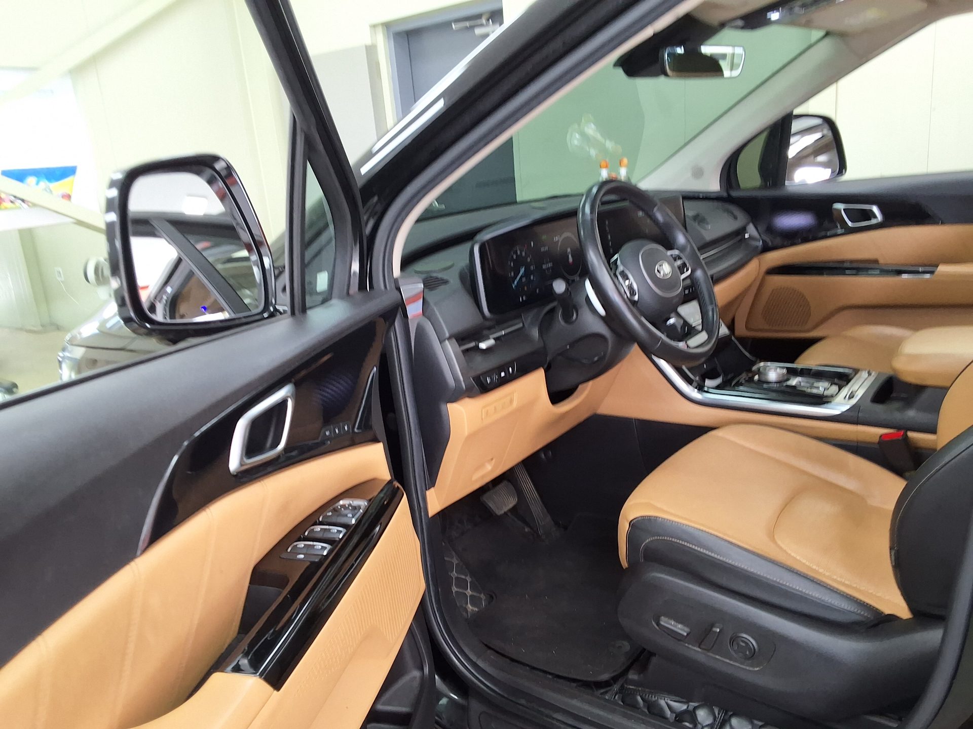 2021 - kia carnival