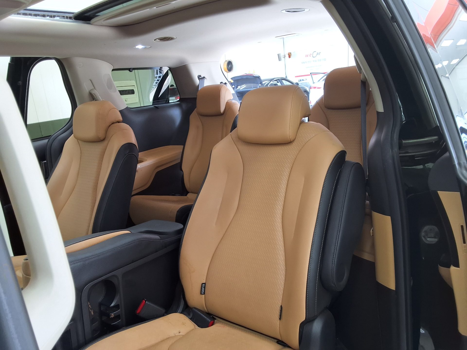 2021 - kia carnival