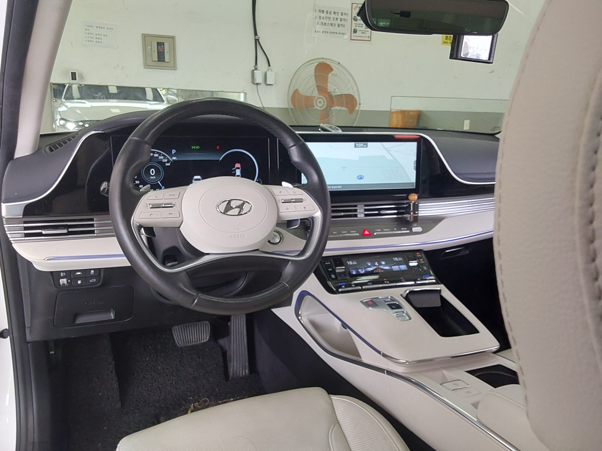 2022 - hyundai grandeur