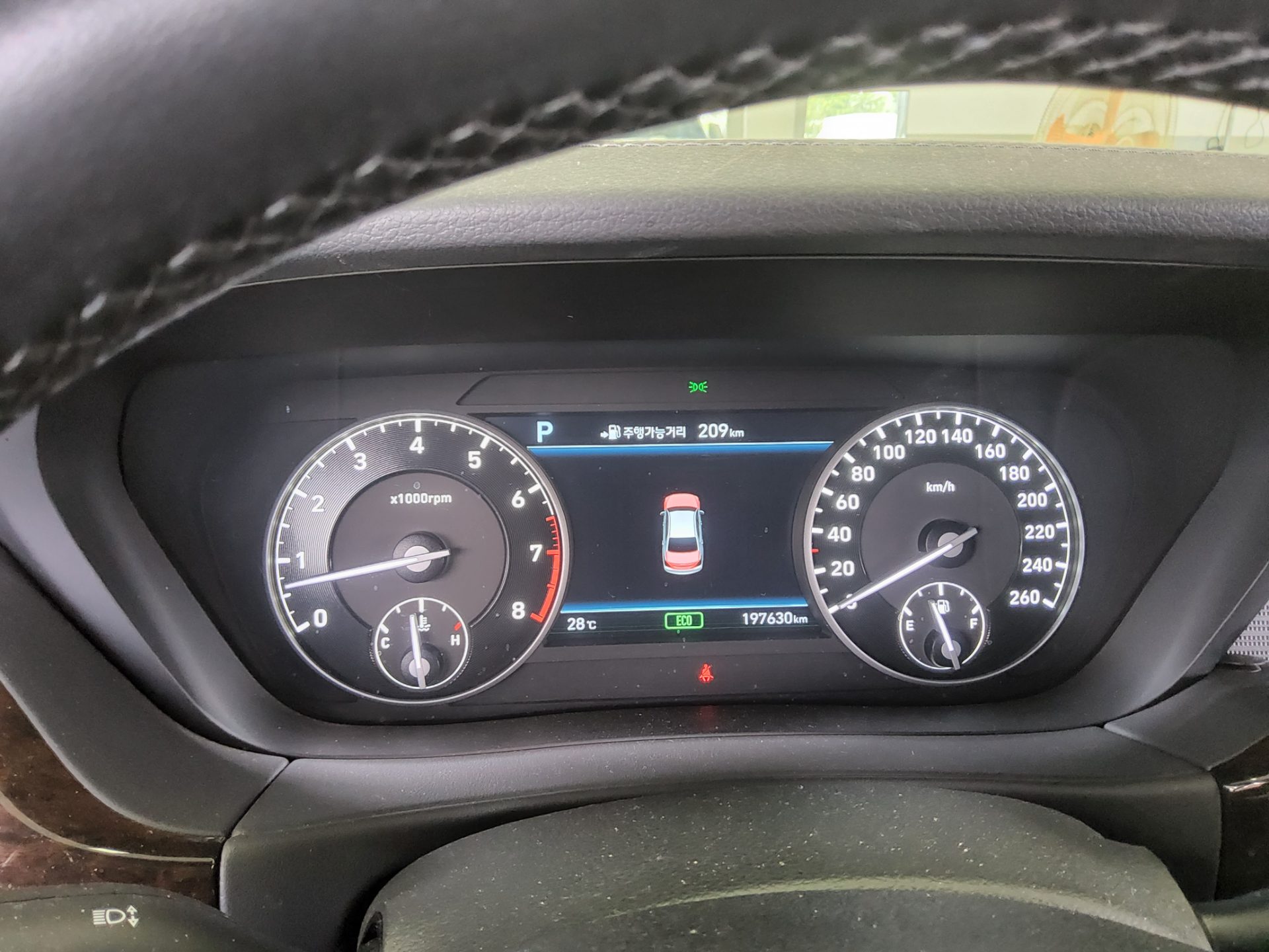 2017 - genesis eq900