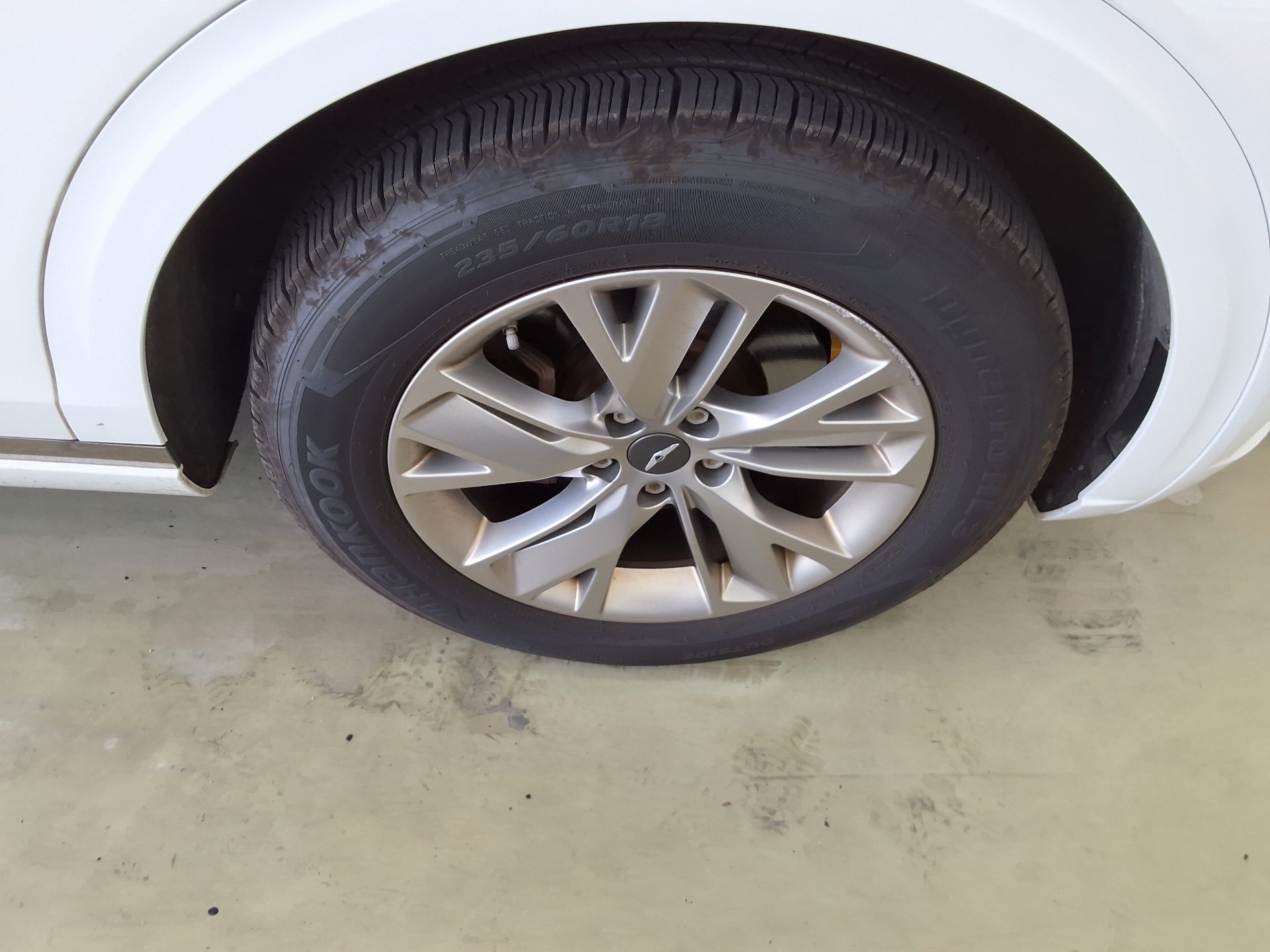 2021 - genesis gv70
