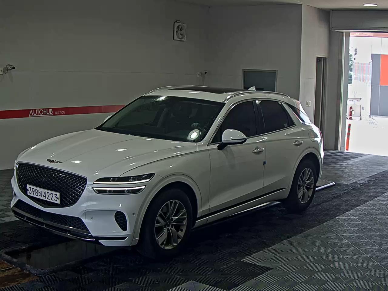 GENESIS GV70 BASE MODEL