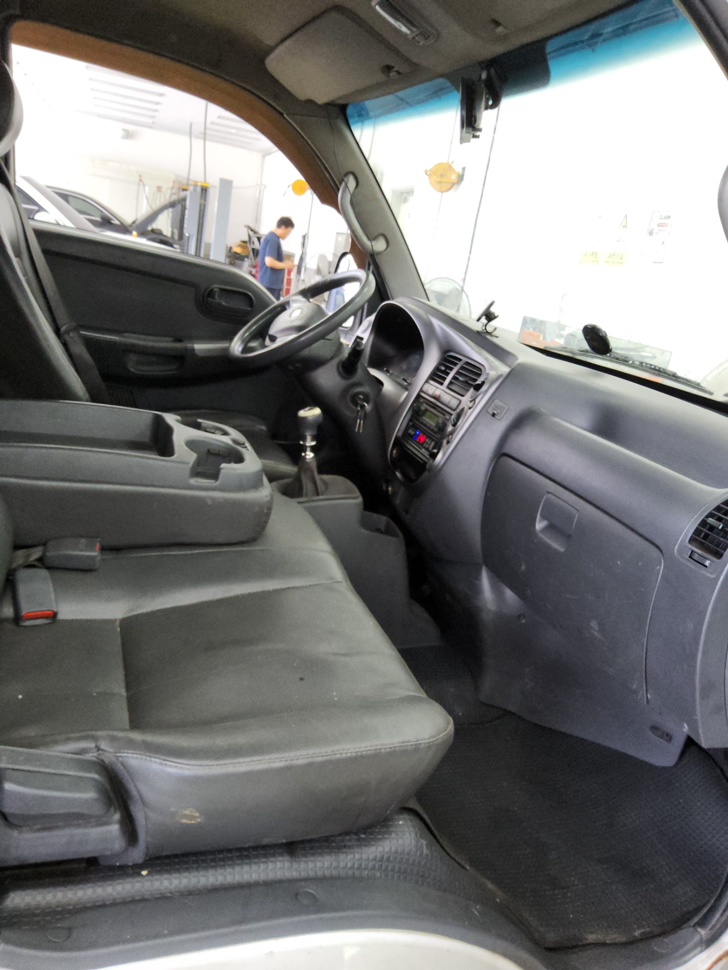 2013 - kia bongo