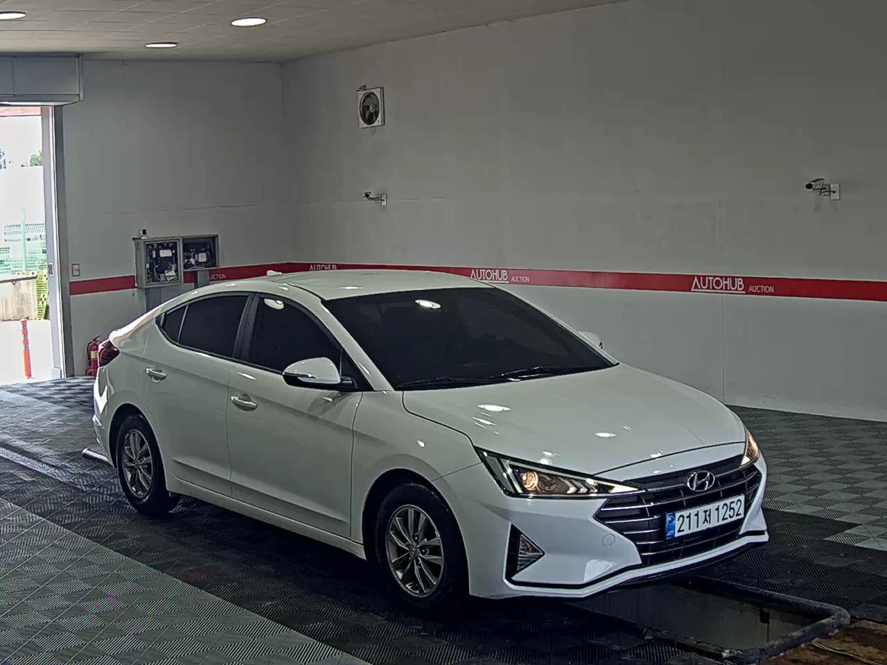 2020 - hyundai avante
