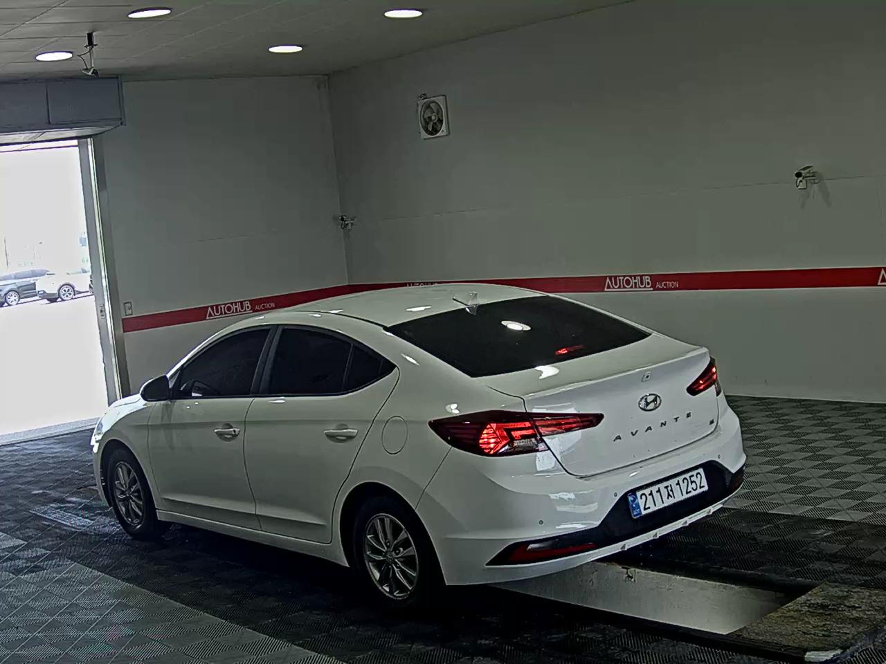 2020 - hyundai avante