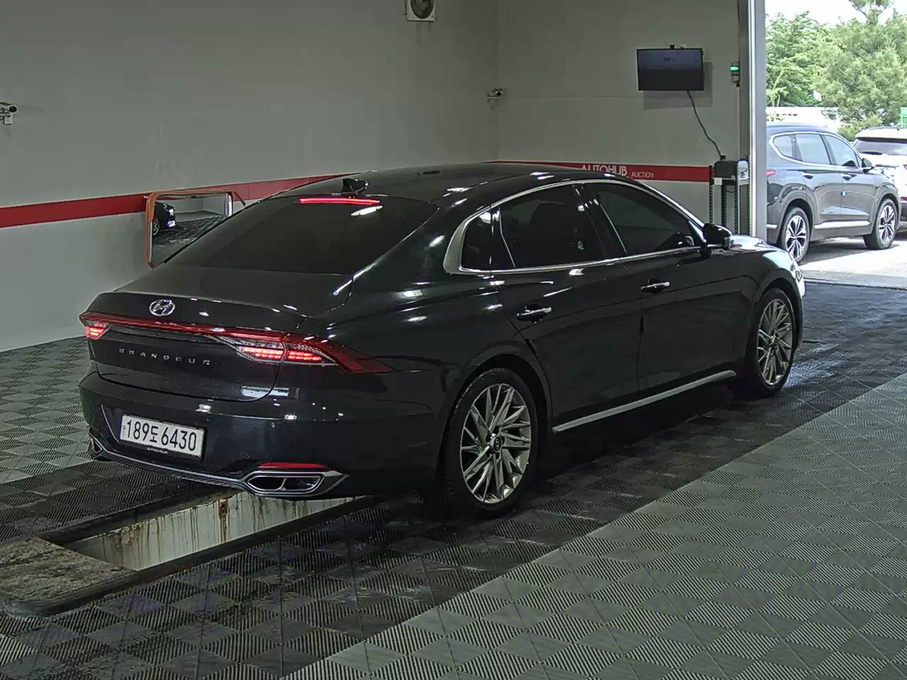 2020 - hyundai grandeur
